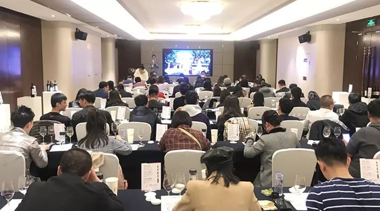 isc_20190319_1552937867_5c8ff38b8babe.jpg